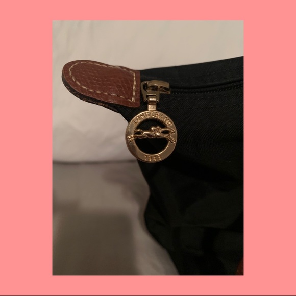 Longchamp ‘Small Le Pilate’ Tote in Black - Picture 6 of 7